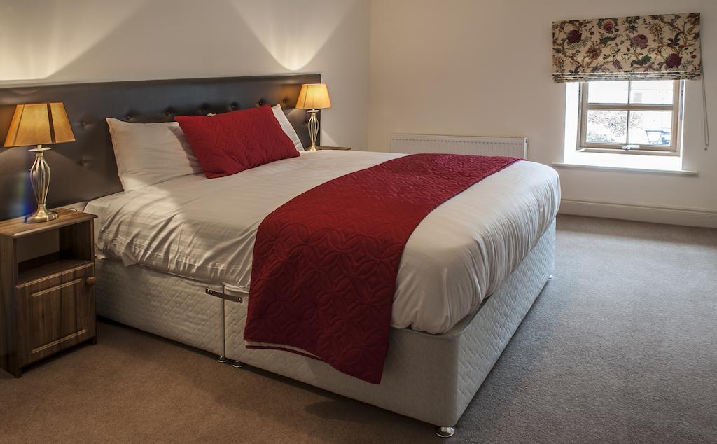 New Forest Estate Lodges Tyrrellspass Ruang foto
