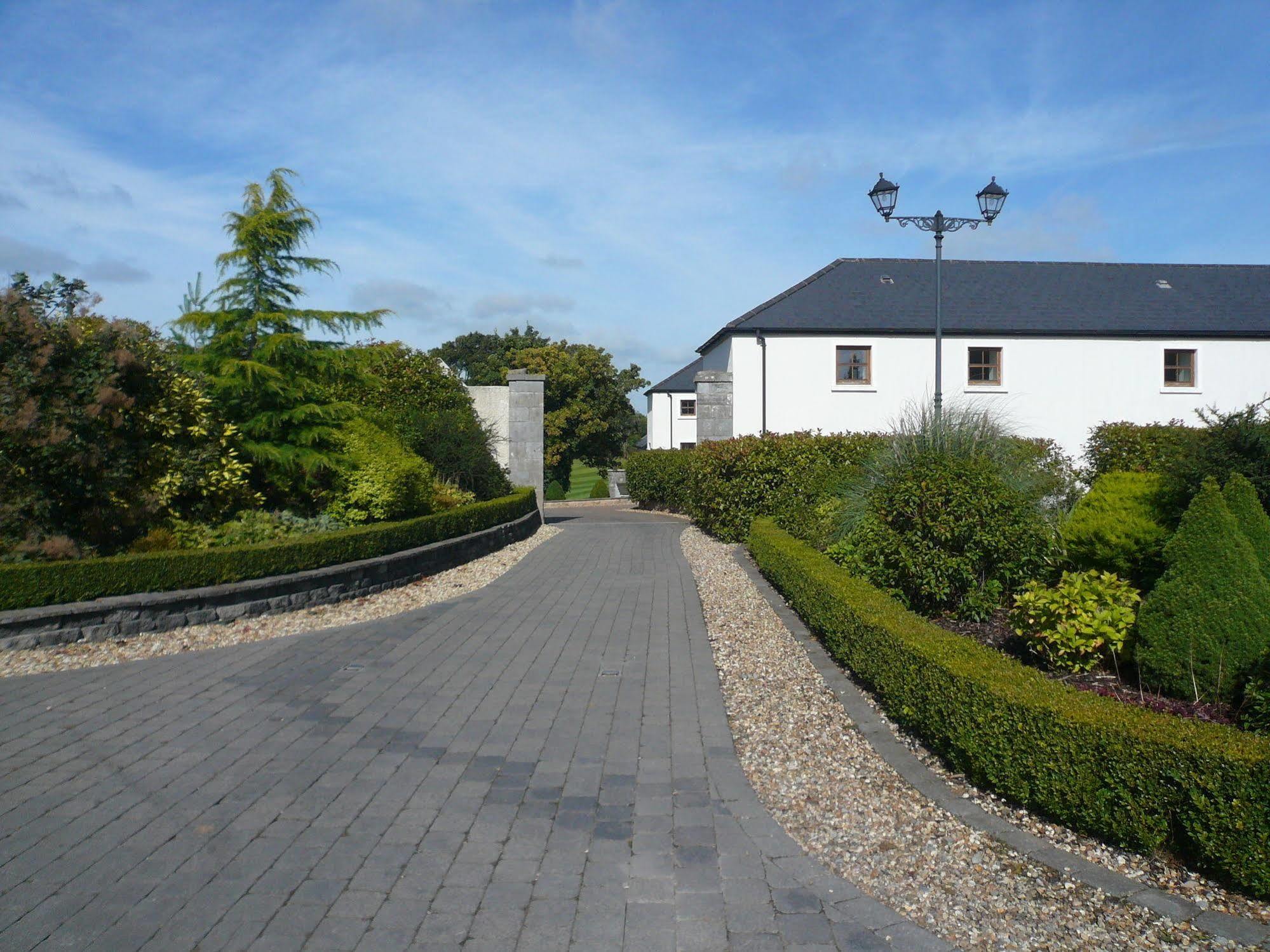 New Forest Estate Lodges Tyrrellspass Bagian luar foto